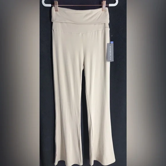 Cream fold over flared leggings - Picture 2 of 6